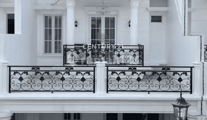 Rumah Terbaru dengan Gaya Modern Klasik Mewah Jakarta Selatan