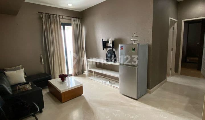Dijual atau Disewakan Apartemen The Peak Residence Sky Lobby Lantai 20 Furnished, Surabaya