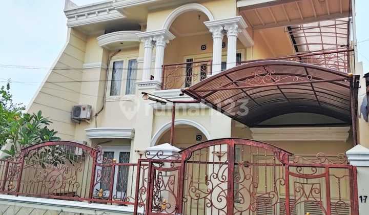Dijual/Sewa Rumah 2 Lantai Siap Huni Furnished di Tenggilis, Surabaya