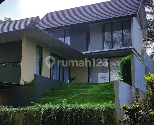 Dijual rumah 2 lantai di Perumahan The Taman Dayu, Pandaan, Pasuruan