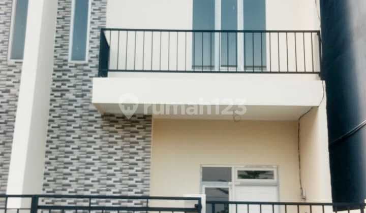RUMAH BARU GRESS 2 LT GUNUNG ANYAR MAS, SURABAYA