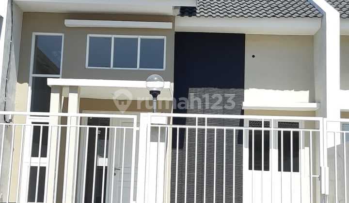 House for Rent in Alana Tambakrejo, Sidoarjo