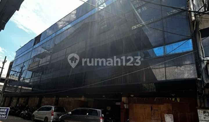 For Sale / Rent 4-Story Shop House Kedung Dorol