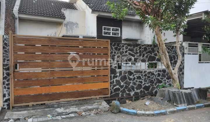 For Sale: House in Harmoni, Sidoarjo City
