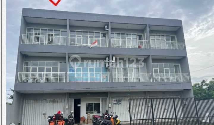 Dijual atau Disewakan Ruko 3 Lantai Dian Istana, Surabaya