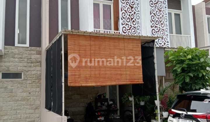Dijual Cepat BU Rumah di Bawah Harga Pasar di Cluster Bhisma Premier, Puri Safira Regency, Menganti, Gresik
