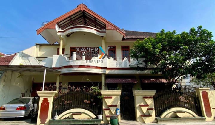 Rumah Hook 2 Lantai Cocok Buat Keluarga/rukos