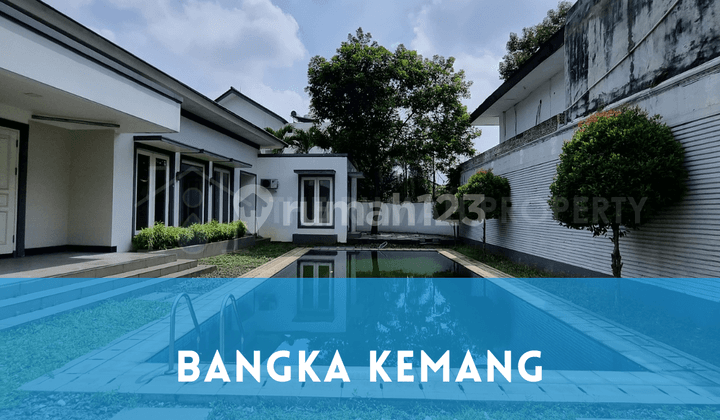 Rumah 1 Lantai Halaman Luas Ada Pool Bangka Kemang Jakarta