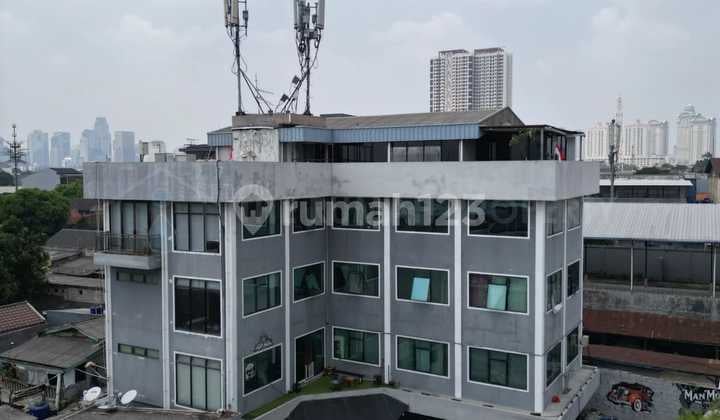 Gedung Multifungsi Kebon Jeruk bisa untuk Kantor, Wisma Maupun Hotel