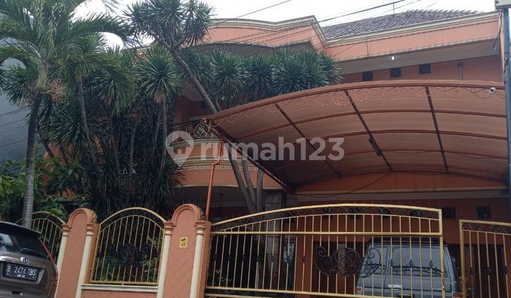 Rumah Cantik, Kokoh dan Rapi 2 Lt di Pondok Kelapa Jakarta Timur