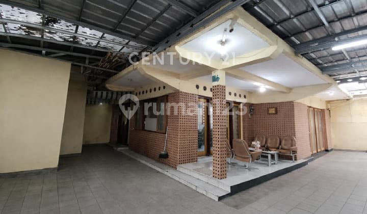 Rumah Hoek Cocok untuk Usaha & Hunian di Rawamangun S9500