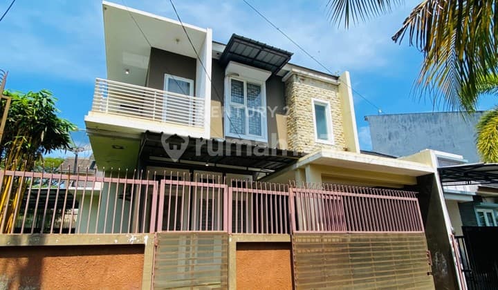 Hunian Full Furnished 2 Lantai Citra Garden Bmw