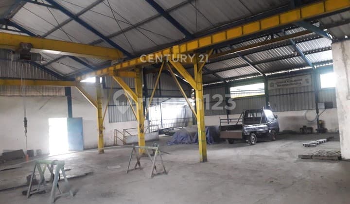 Gudang Jalan Utama Pelamunan 5 Menit Dari Tol