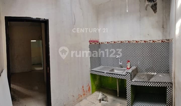 Hunian Brownstone Akses Tol Zona Industri