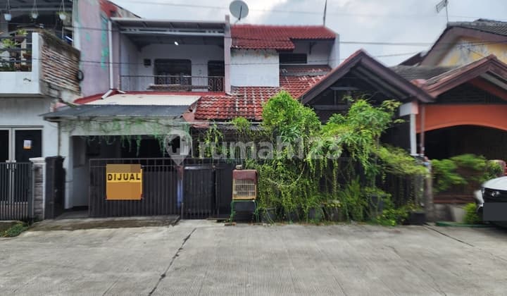 Dijual Rumah Luas 2 Lantai di Masnaga Bekasi