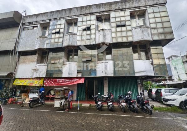 Dijual Ruko 3 Lantai Strategis Posisi Hook di Kayuringin Bekasi