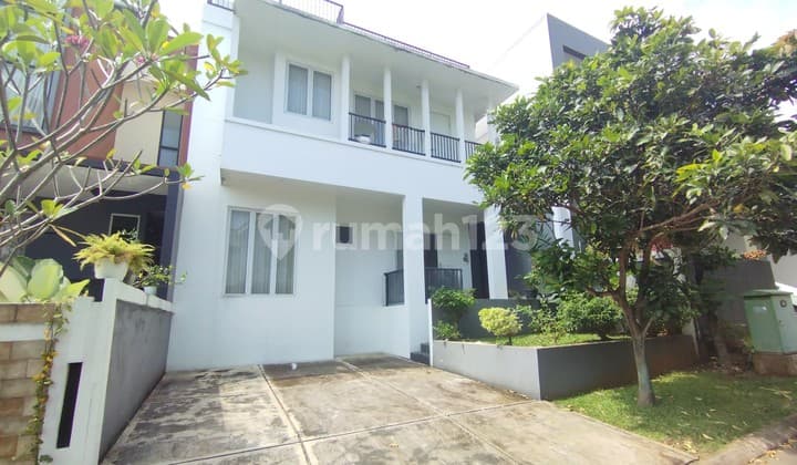 Dijual Rumah Minimalis 3 Lantai di Sentul City Bogor