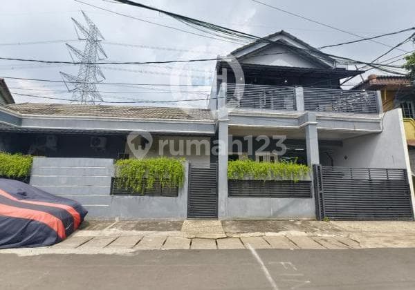 Dijual Rumah Luas di Klender Jakarta Timur