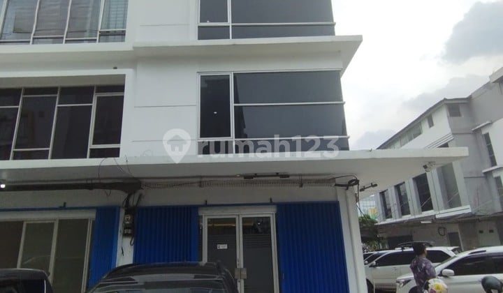 Ruko Hook Dekat Tol dan LRT di Kota Bekasi