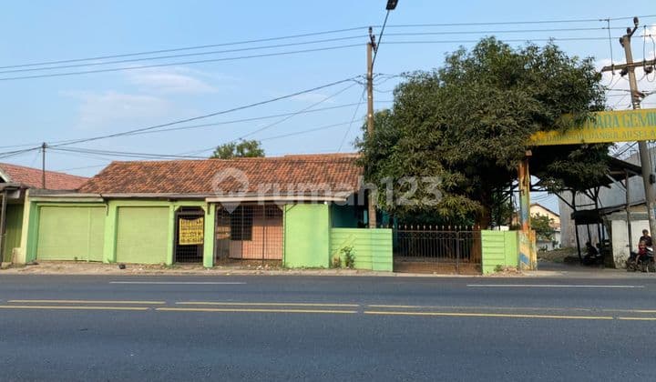 Dijual Rumah Hook Dipinggir Jalan Pantura Karawang Cikampek