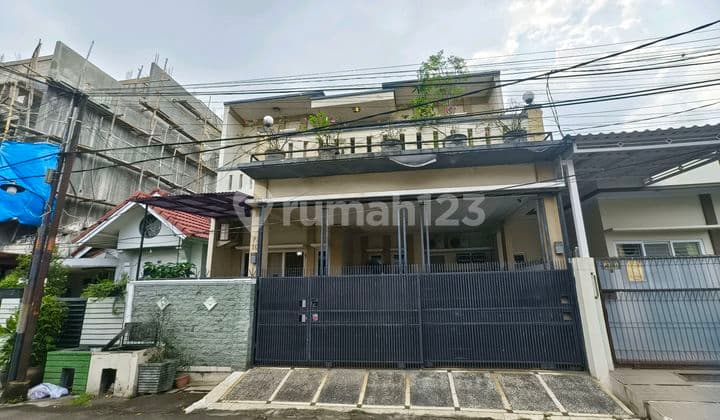 Dijual Rumah Luas,siap Huni Bebas Banjir Di Perum Grand Galaxy City
