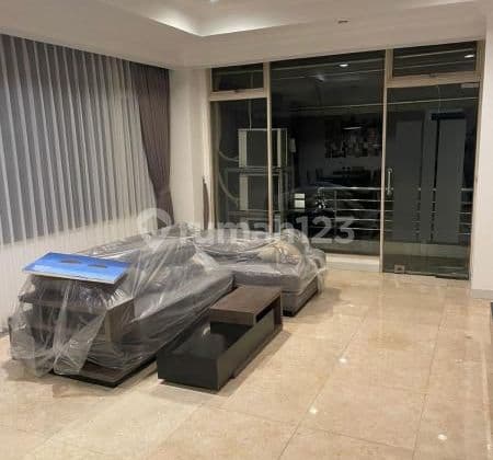 Disewa Apartemen Istana Sahid 2+1Br Full Furnish Sudirman