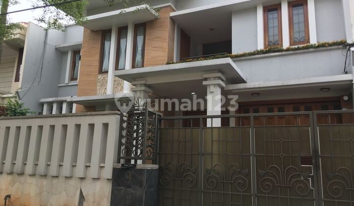 Rumah Pondok Indah Luxury 3 Kamar Tidur Bagus Kebayoran Lama