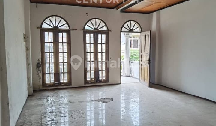 Rumah Tua 5X17 Harga Dibawah NJOP di Cideng Jakarta Pusat