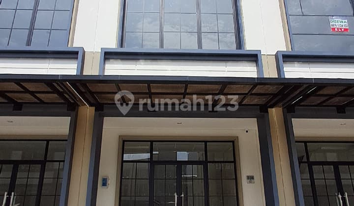 Ruko Hudson 2 Floors + Rooftop, New, Gading Serpong R2322