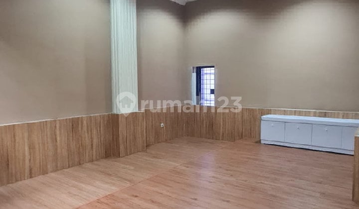 Ruko 4 Lantai 4.5X15 Siap Pakai di Kelapa Gading Jakut