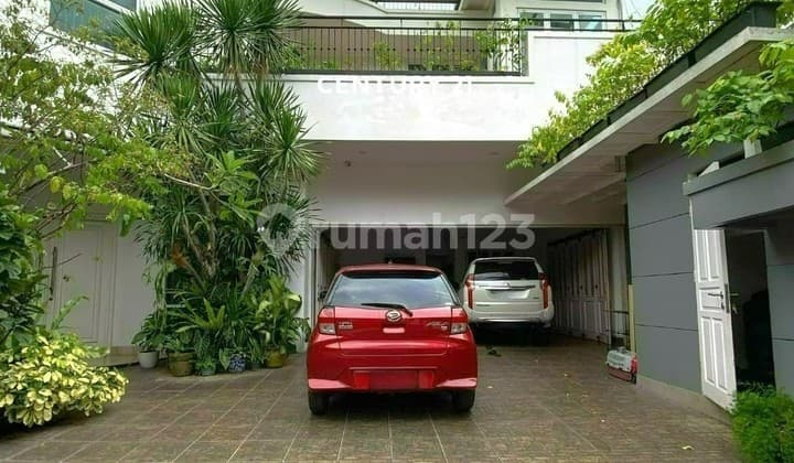 For Sale Luxury House in Pondok Indah 9546