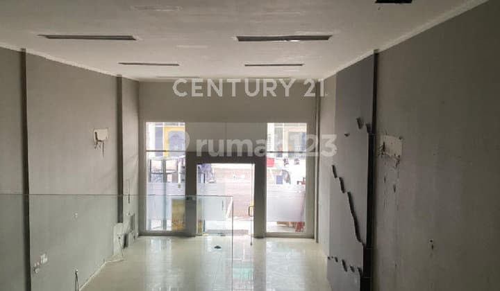 Ruko Kensington 4 Lantai 6X19 Dekat Bella Terra di Kelapa Gading