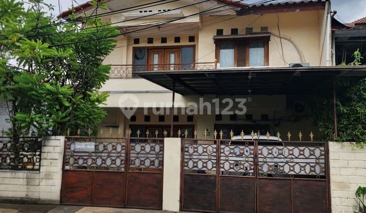Rumah 2 Lantai 9X22 Strategis untuk Usaha di Pisangan Lama Jaktim
