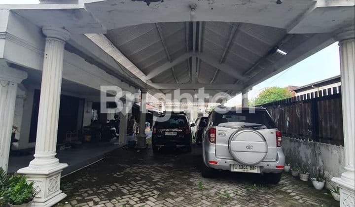 Rumah Kendangsari .amat Sangat Luas. Cocok.untuk .kost.kost.an./.dibangun.ulang Jadi.beberapa.rumah