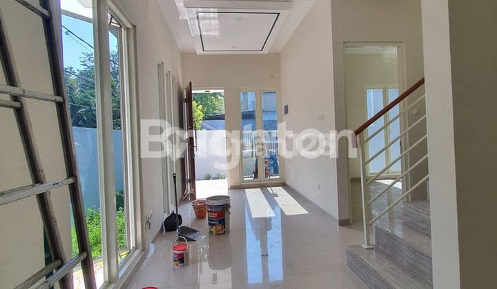 Rumah Minimalis 2 Lantai Surabaya Timur