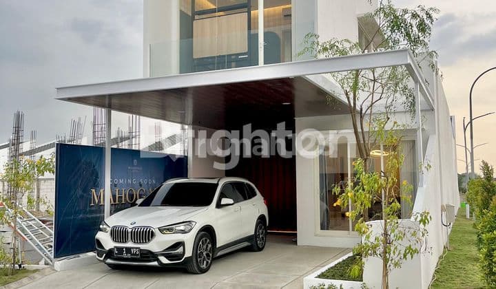 Rumah 2 lantai dengan kolam renang di nol jalan area Lingkar timur Sidoarjo hanya 1.4 M saja