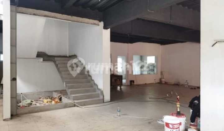 Dijual & Disewakan untuk Ruang Usaha / Kantor | Uk. 15,5X39. SHM, 3 Lantai. Harga Jual 8,5 M Nego & Harga Sewa 300Jt/Thn