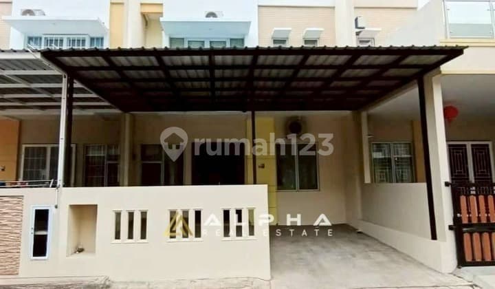 Disewakan Rumah 2 Lantai Nicco Residence Furnished, Batam Center