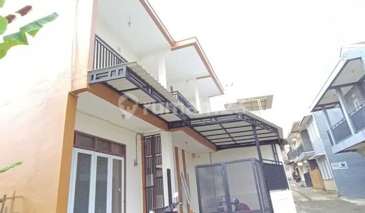 Rumah 2 Lantai Lokasi Strategis Siap Huni di Cibaligo Bandung