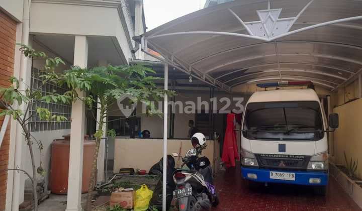 2-Story Large Area House in Bandung City