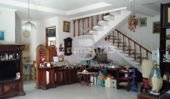 DIJUAL RUMAH 2 LANTAI STRATEGIS DI KOMPLEK MUARA BANDUNG