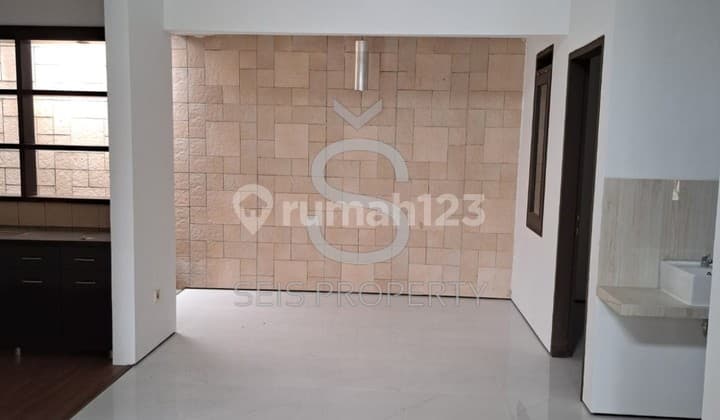 DIJUAL RUMAH SIAP HUNI BARU RENOVASI DI KBP BANDUNG BARAT
