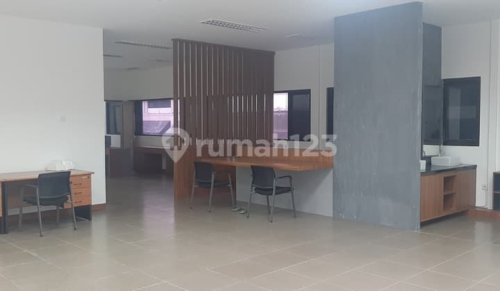 Termurah! Office Space Kantor Siap Huni Lokasi Strategist di Kemang