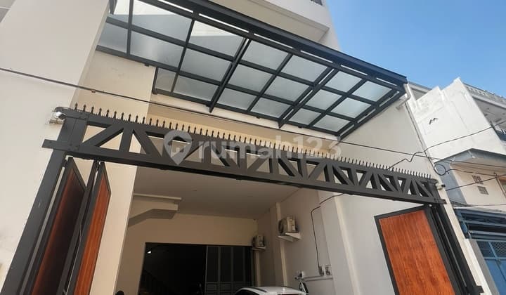 Turun Harga! Rumah Siap Huni Baru Strategist Di Selangkah Ke Mangga Dua Square