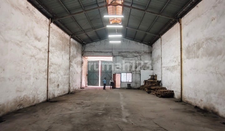 For Rent Warehouse Tanjung Priok 300 m2 North Jakarta