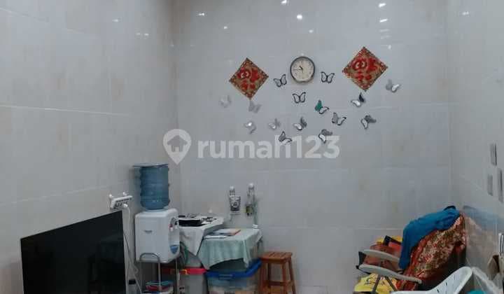 For Sale Nice House Taman Palem Lestari 3 Floors SHM Furnished