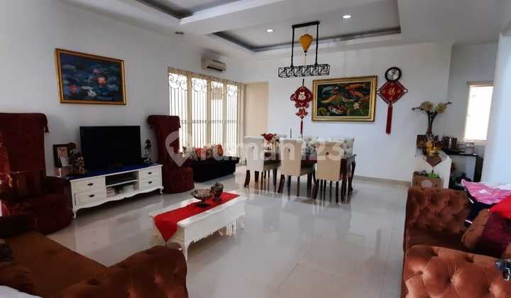For Sale Nice House PIK 1 Freehold 3 Floors Furnished North Jakarta