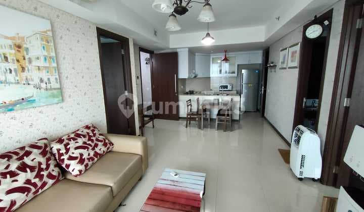 Disewa Apartement St. Moritz Royal Suite 2 BR Furnished