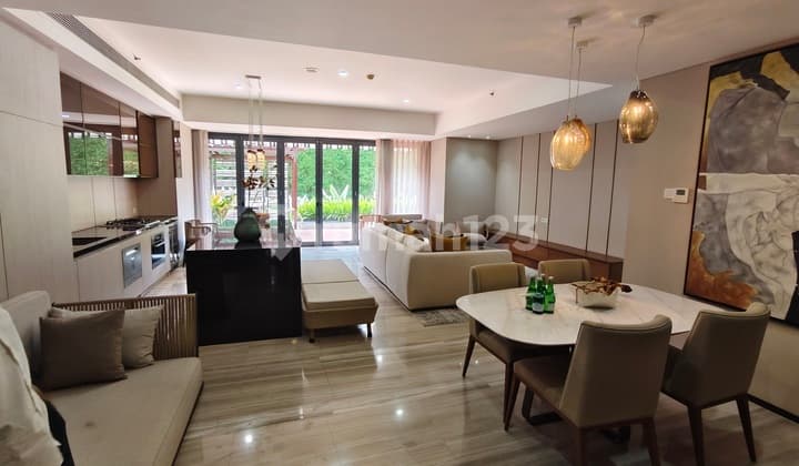 Jual Apartemen The Verde Eksklusif 2 BR Kolam Renang Full Furnish