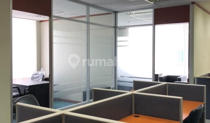 Disewa Office Space Kuningan 216 Meter Full Furnished Jaksel